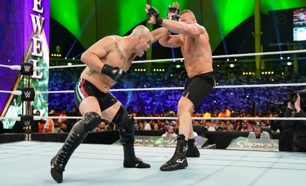 ¿Por qué el combate entre Brock Lesnar y Caín Velásquez duró tan poco_
