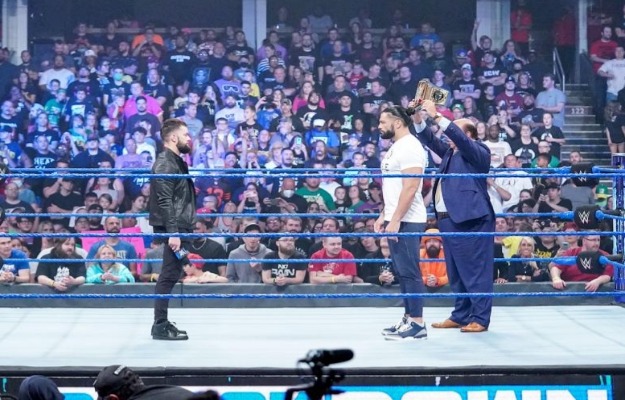 WWE ROMAN REIGNS FINN BALOR