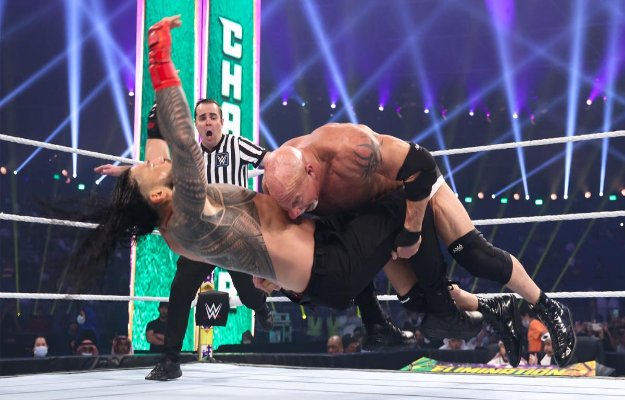 Goldberg quiere una revancha con Roman Reigns
