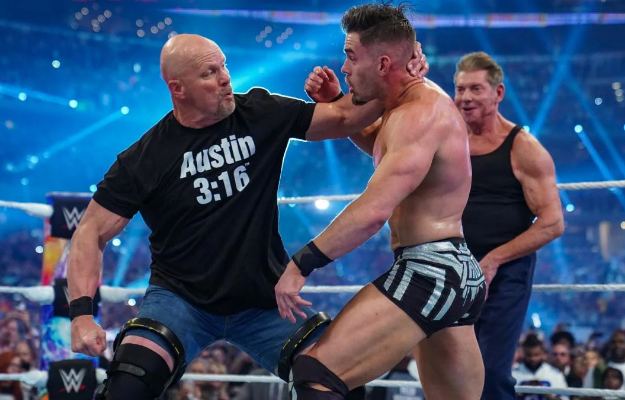 Stone Cold predice el futuro de Theory en WWE