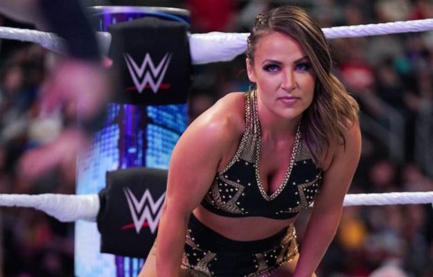 Emma conmemora 5 años de su despido de WWE