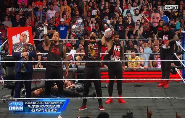 The Bloodline se impone en el KO Show en WWE SmackDown