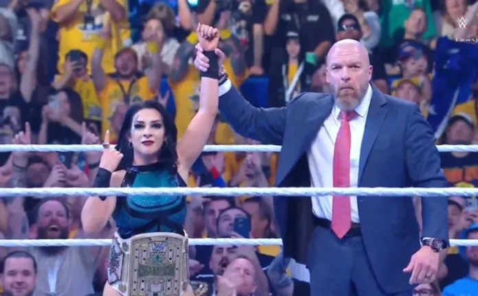 Stephanie Vaquer Crown Jewel