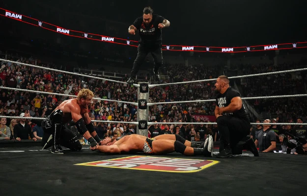 Logan Paul Bron Breakker Bronson Reed LA Knight Resultados WWE Raw 8 de diciembre 2025