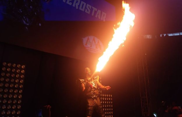 Aerostar sufre una grave lesión en AAA Verano de Escándalo