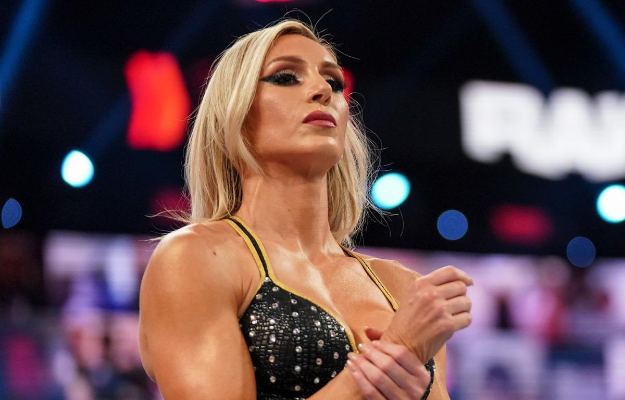 Charlotte Flair asegura que lesionará a Ronda Rousey en WrestleMania 38