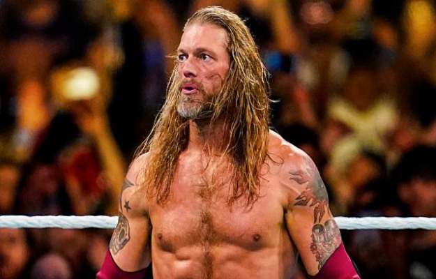 Edge regresa en Royal Rumble