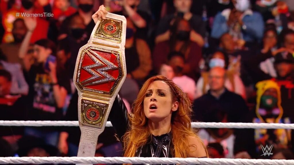 Becky Lynch retiene el Campeonato Femenino de RAW en WWE Day 1