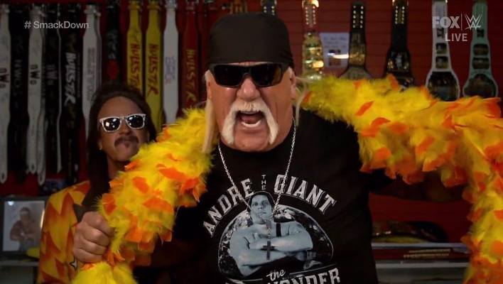 Hulk Hogan aparece en WWE SmackDown