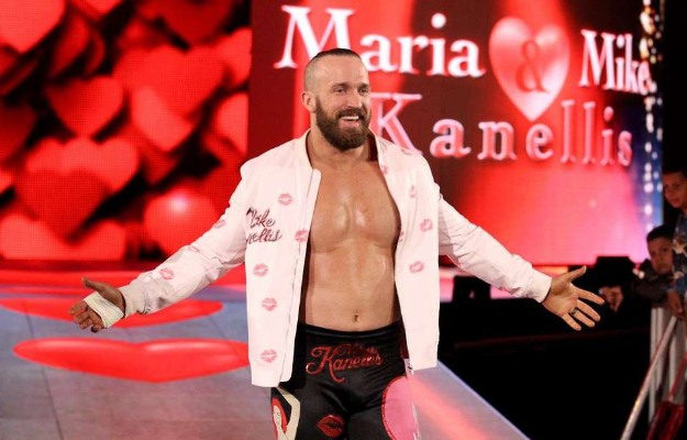 Mike Kanellis cambia su nombre en WWE
