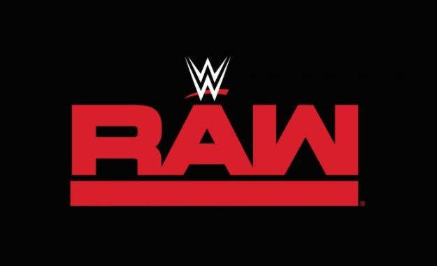 Importante luchador de WWE RAW firma un nuevo contrato