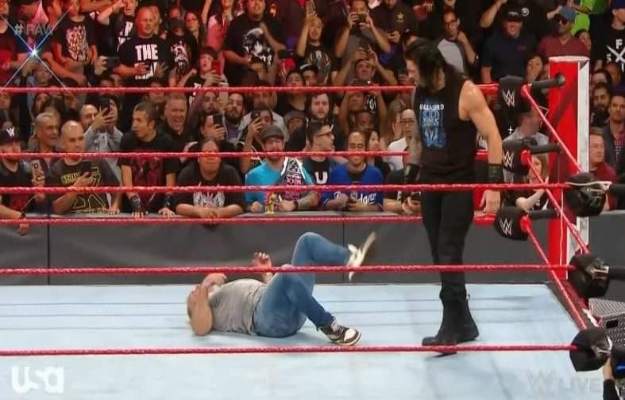 Roman Reigns se venga de Shane McMahon en WWE RAW antes de Stomping Grounds