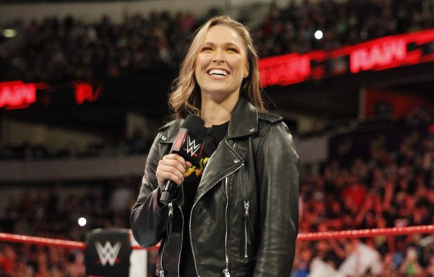 Ronda Rousey se burla de Becky Lynch por su ausencia en WM Backlash