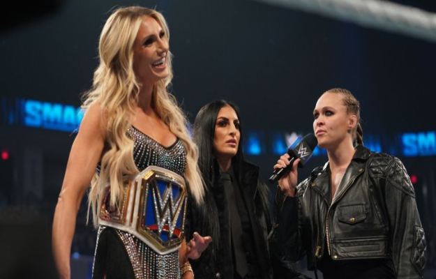 Rumor: Ronda Rousey enfrentará a Charlotte Flair en Elimination Chamber