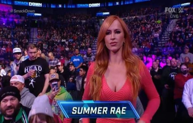 Summer Rae responde a las críticas tras ser llamada leyenda