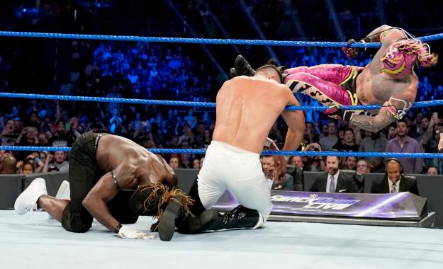 Surge el caos en SmackDown Live