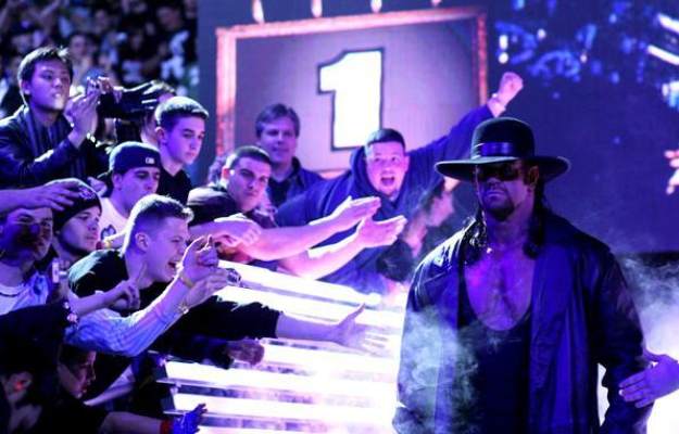 The Undertaker y Michelle McCool podrían aparecer en Royal Rumble