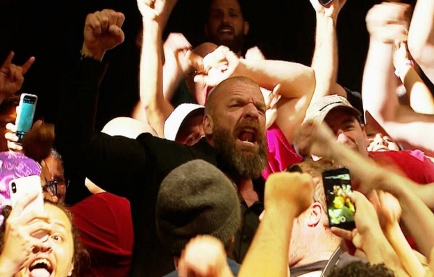 Triple H reta a Pat McAfee a que se enfrente a Adam Cole en NXT Takeover XXX