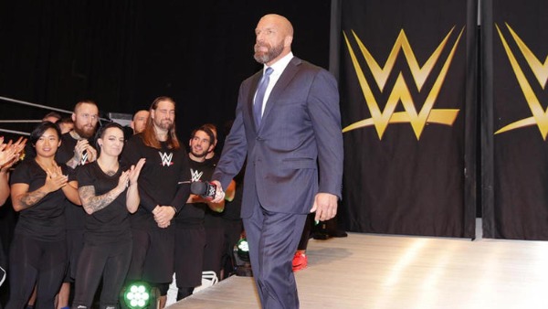 Triple H sigue al frente de WWE NXT