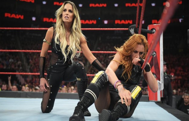Trish Stratus sobre un combate contra Becky Lynch