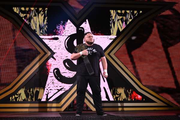 ULTIMA HORA WWE: Samoa Joe renuncia al campeonato de NXT