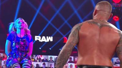 Vídeos WWE RAW 1 de Febrero