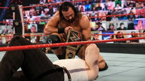 Vídeos de WWE RAW del 8 de Febrero