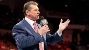 Vince McMahon felicitó a estrella de WWE tras su lucha en Crown Jewel