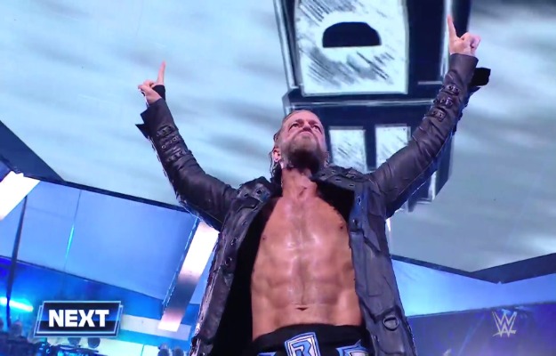 WWE Fastlane 2021_ Edge como 'Special Ringside Enforcer' en el combate por el título Universal