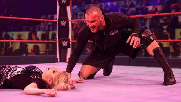 WWE RAW del 25 de enero : Cobertura y Resultados