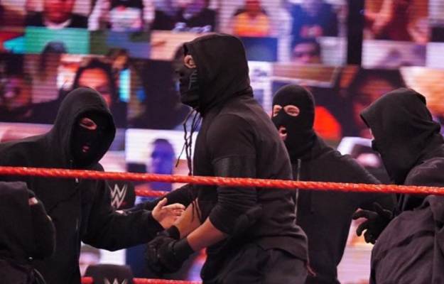 WWE RAW_ RETRIBUTION interrumpe el combate entre Drew McIntyre y Keith Lee