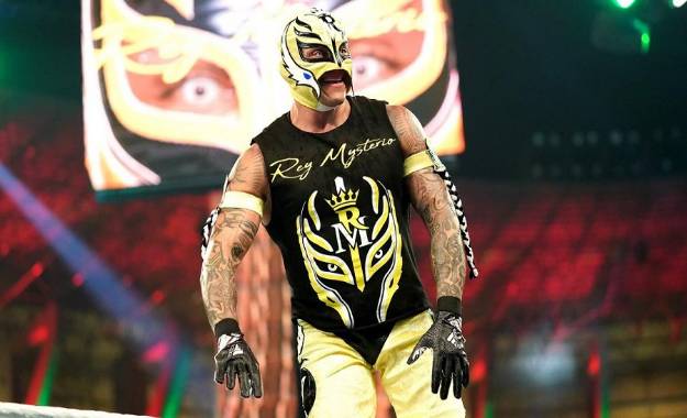 WWE estaría protegiendo a Rey Mysterio para los shows televisados