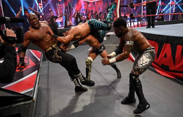 Grandes sorpresas en WWE Raw