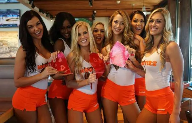 ¿Bray Wyatt vs. John Cena podría darse en un Hooters_