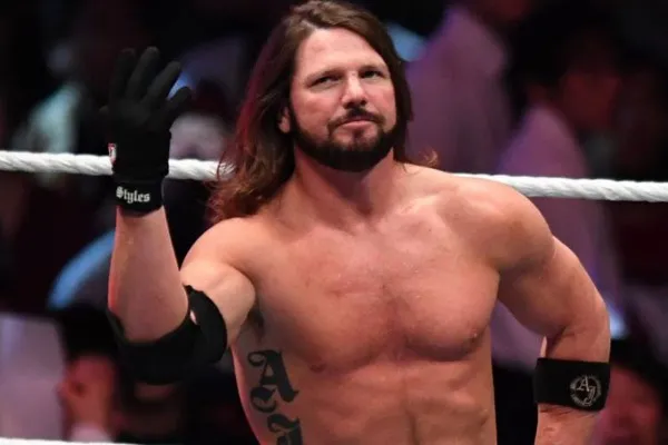 ¿Por qué AJ Styles no aparece en WWE?