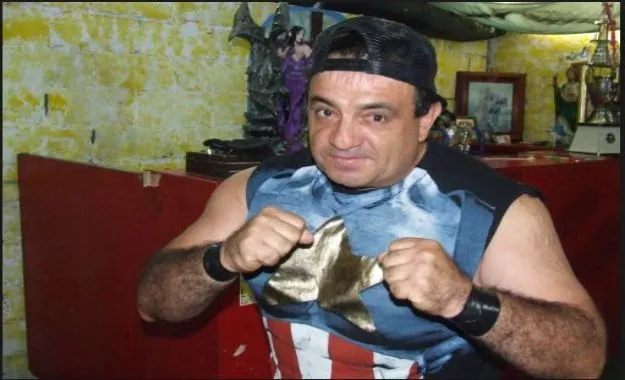 Ángel o Demonio Suspendido de manera Indefinida