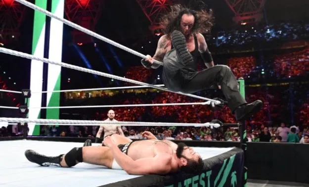 wwe noticias Undertaker entierra a Rusev junto a English