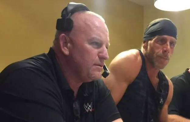 Road Dogg Road Dogg elogia a un luchador de NXT
