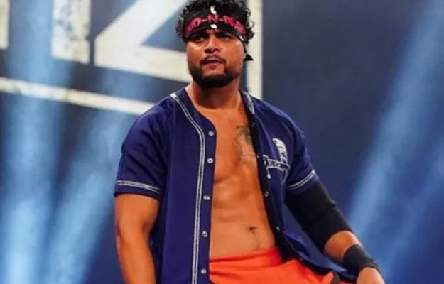Santana cae lesionado en AEW Dynamite