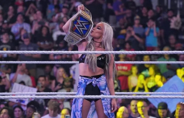 Campeona de WWE rompe su personaje por el reinado de Liv Morgan