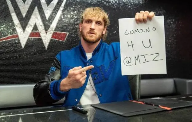 Ex-Campeón insulta fuertemente a Logan Paul Ex-Campeón insulta fuertemente a Logan Paul