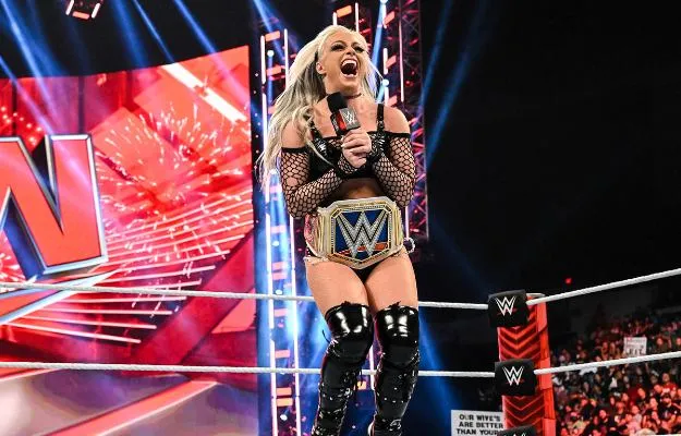 Ex-escritor de WWE arremete contra la promo de Liv Morgan en RAW