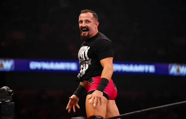 Bobby Fish Bobby Fish comenta sobre el nuevo cargo de Triple H