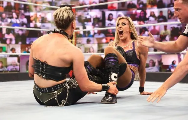 Charlotte Flair retomará su rivalidad con Rhea Ripley al regresar