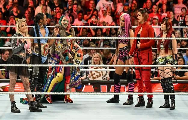 Bianca Belair & Alexa Bliss & Asuka & Iyo Sku & Bayley & Dakota Kai WWE Raw - Cobertura y Resultados