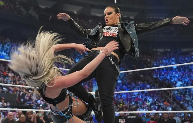 Liv Morgan comparte una gráfica imagen de sus heridas