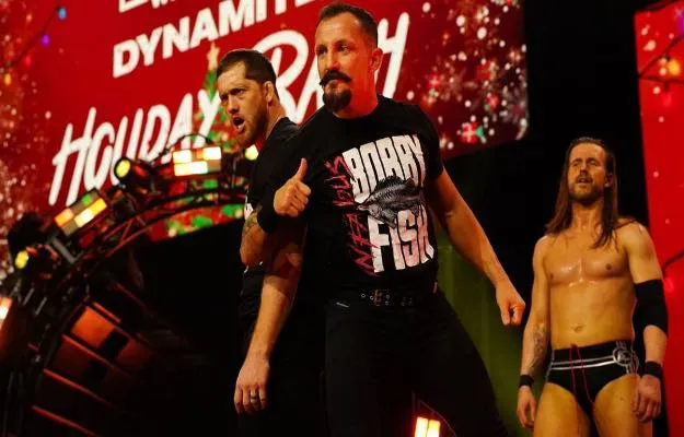 Bobby Fish Bobby Fish compara a Triple H con Tony Khan