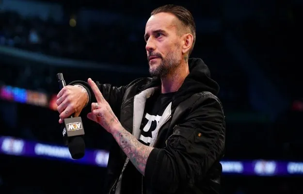 CM Punk CM Punk con un pie fuera de AEW
