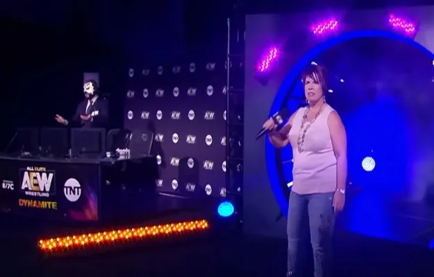 Vickie Guerrero forma que AEW podría hacer un show en Reino Unido