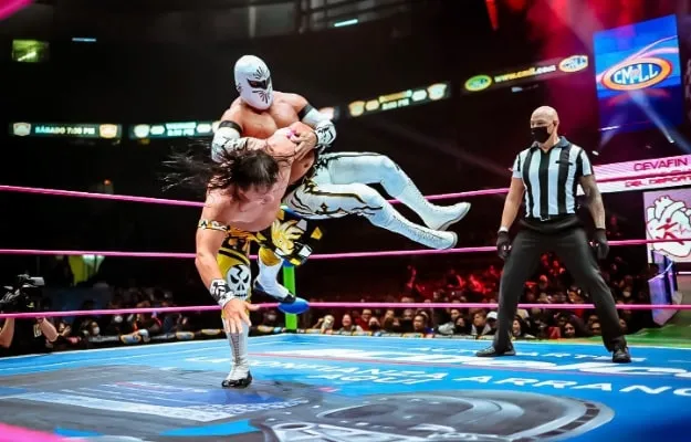 CMLL Domingo Familiar CMLL Domingo Familiar